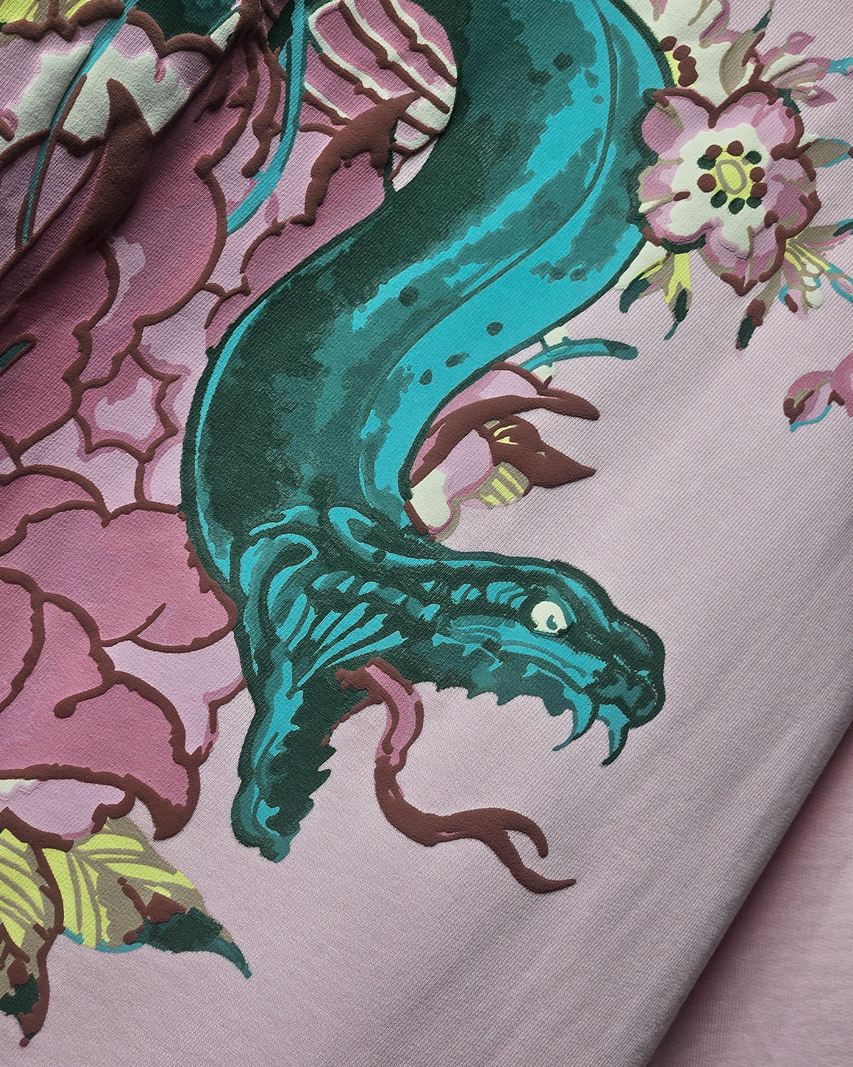BABY PINK FORBIDDEN SERPENT BLOOM T-SHIRT
